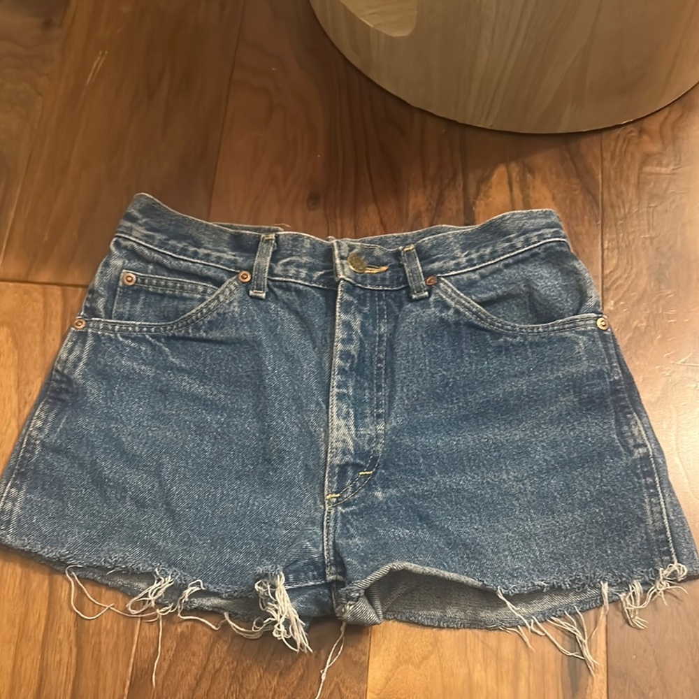 Lee vintage cut offs